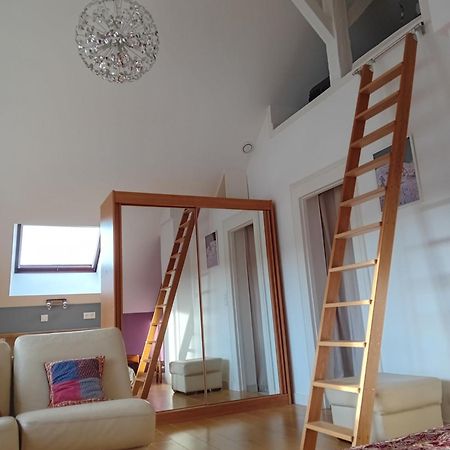 Loft Sur La Bievre Apartment Bievres ภายนอก รูปภาพ